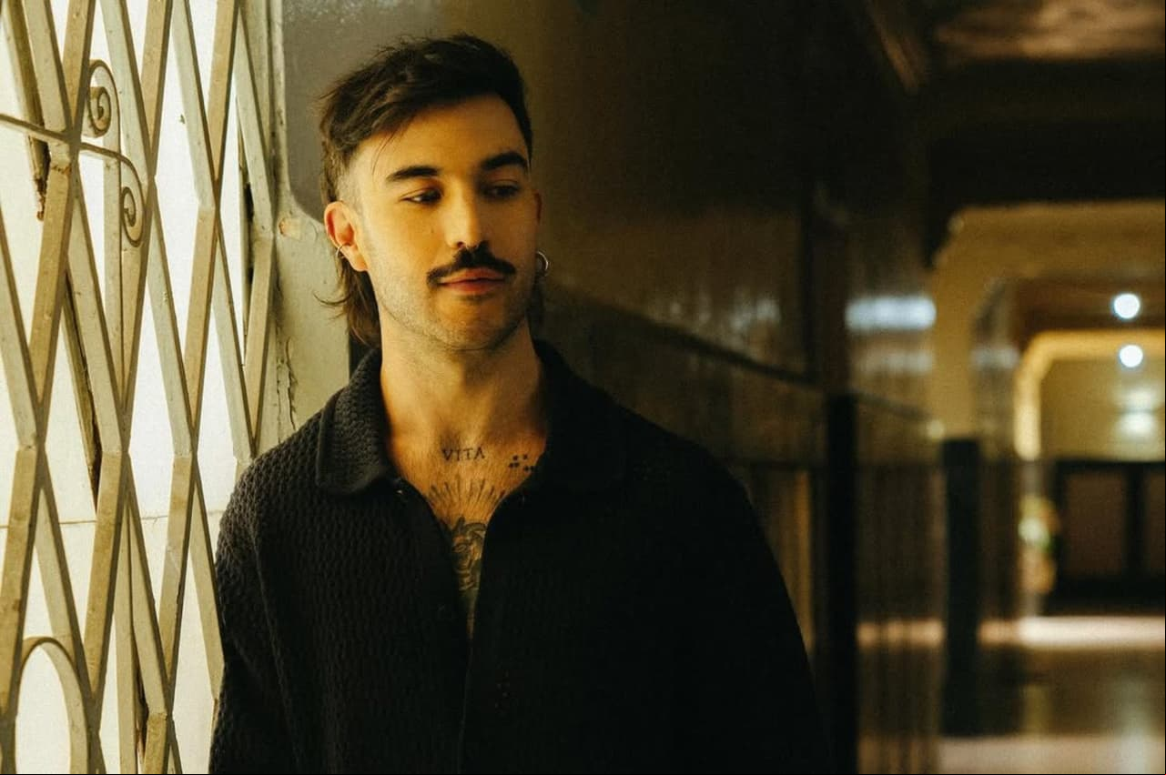 Famoso conductor de Canal 5 confirma romance con reconocida modelo trans: “Fue una relación como cualquier otra”