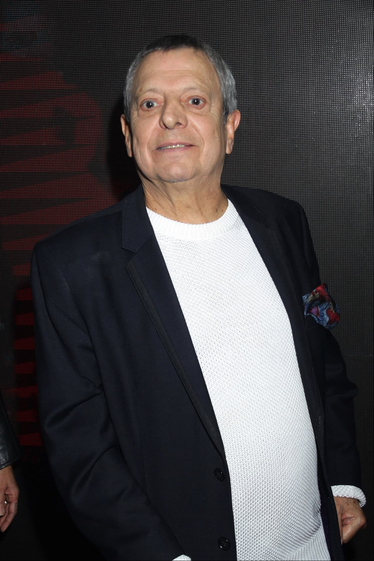 César Bono da positivo a Covid-19 pese a tener las dos vacunas